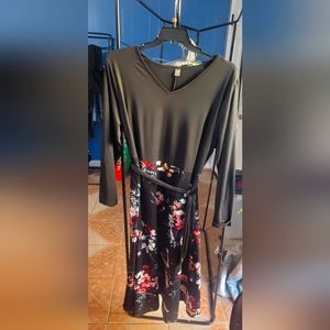 Plus size women's clothing. Dresses,pants,shorts,skirts shoes.